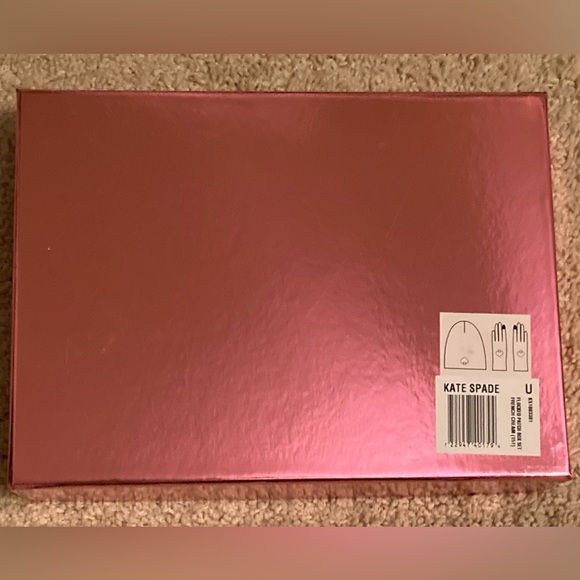 Kate Spade Flocked Patch Hat & Glove Box Gift Set - French Cream (NWT) - Picture 2 of 3